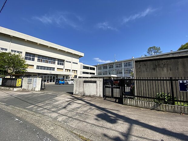 市立新舞鶴小学校
