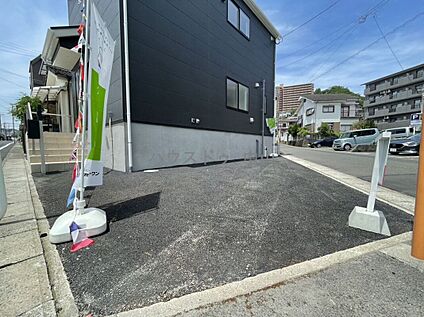 ＼都市生活をスマートに。カースペースを確保／