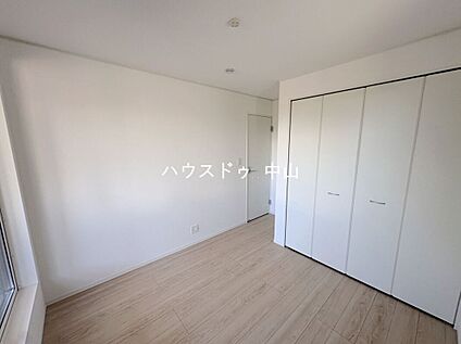 \多用途に使える2階洋室/