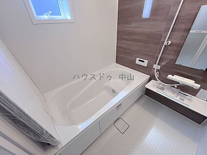 ＼一日の疲れを癒すバスルーム／