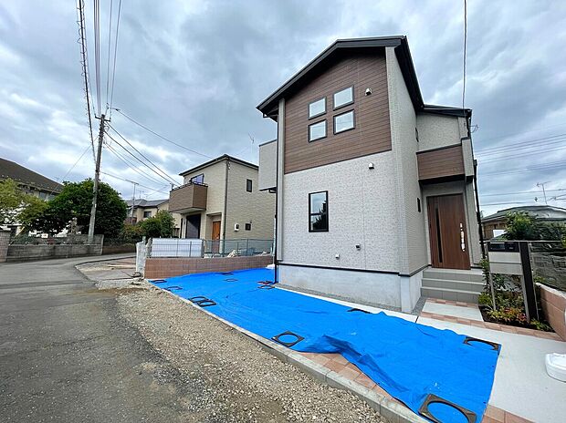 2号棟
JR五日市線「東秋留」駅まで徒歩12分♪
☆長期優良住宅認定物件！☆ZEH水準を満たし、省エネ性能に優れた物件です！