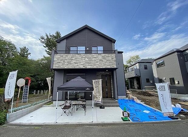 １号棟　
住宅ローンに関してもお任せ下さい♪
〇頭金、自己資金無しでも購入できます
〇マイカーローン、カードローンを住宅ローンでおまとめ可
〇家具、家電、引っ越し費用も借入可
〇勤続年数１年未満可