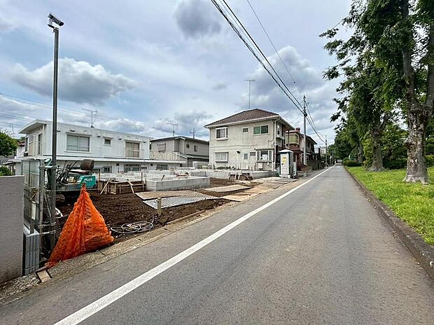 【前面道路含む現地写真】☆当日のご見学予約も承ります。同じものは２つとない「夢のマイホーム」との出会いが待っているかもしれません♪
