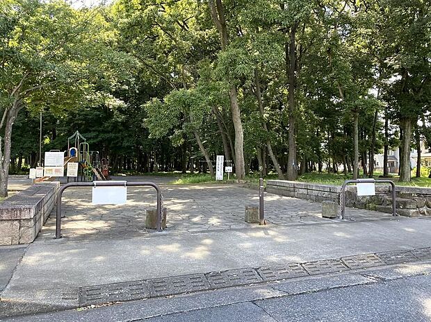 新田山公園（約3,196m）