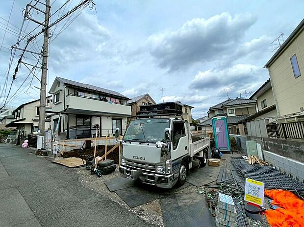 【前面道路含む現地写真】当日のご見学予約も承ります。同じものは２つとない「夢のマイホーム」との出会いが待っているかもしれません。