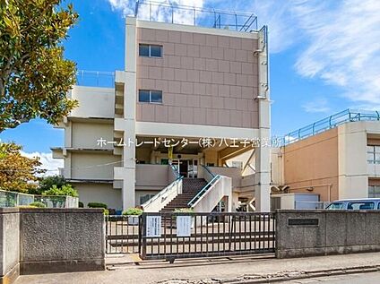 日野市立日野第七小学校 450m(徒歩6分)