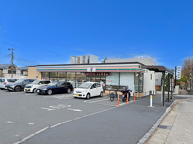 セブンイレブン横浜奈良北団地店(約700m)