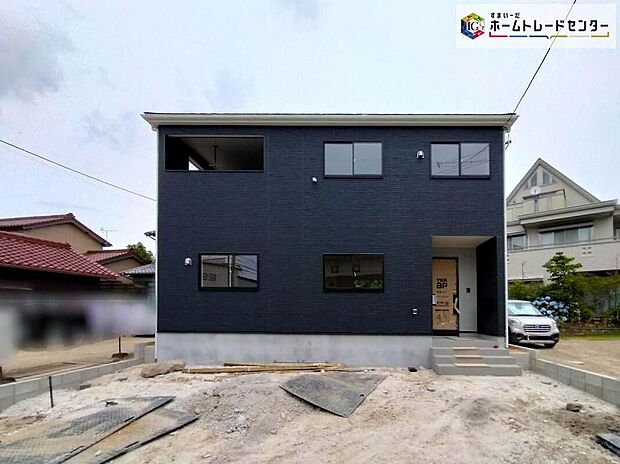 本日内覧可能です♪ぜひ現地にて、実際の建物・街並み・日当たり等ご確認下さい♪お気軽にお問い合わせください☆
