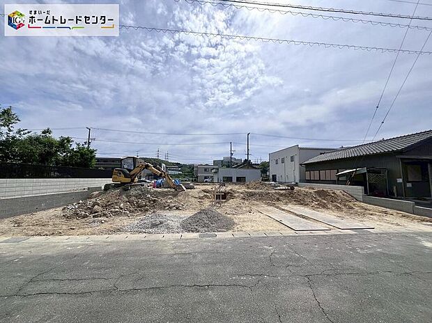 完成に向けて現在建築工事中です☆土日・平日を問わず毎日モデルハウスにて物件説明会を開催中☆お気軽にお問い合わせ下さい☆