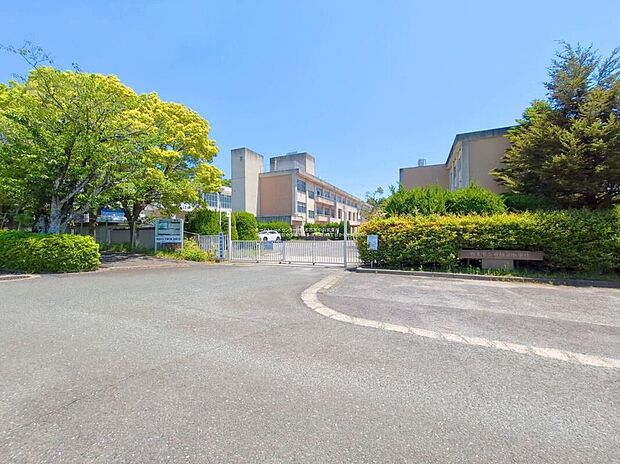 知多市立南粕谷小学校（約860m）