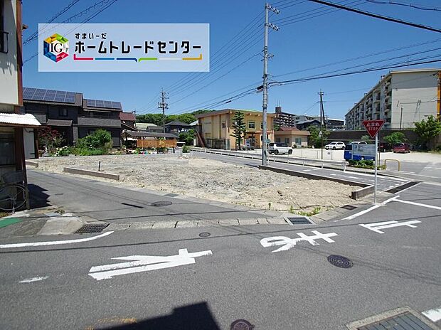 【現地写真】完成に向けて現在建築工事中です☆土日・平日を問わず毎日モデルハウスにて物件説明会を開催中☆お気軽にお問い合わせ下さい☆