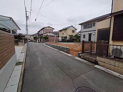前面道路含む現地写真