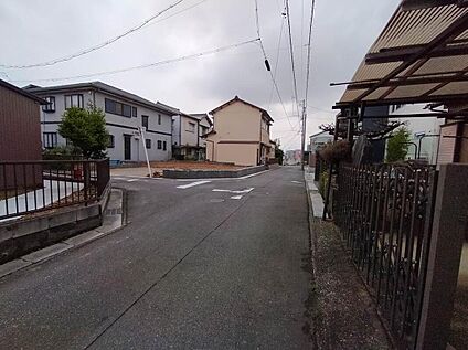 前面道路含む現地写真