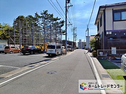 前面道路含む現地写真