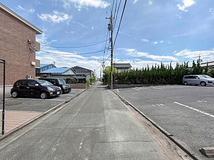 前面道路含む現地写真