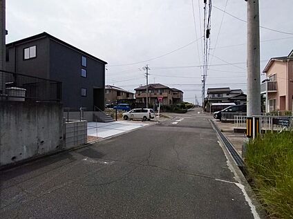 前面道路含む現地写真