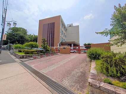 名古屋市立植田中学校 1800ｍ(徒歩23分)