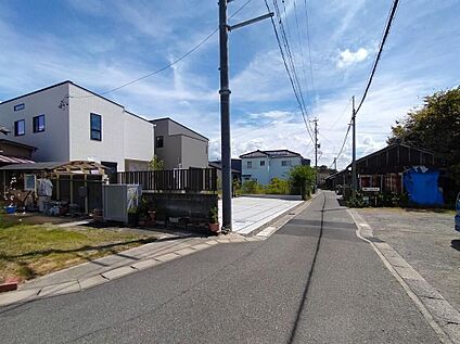 前面道路含む現地写真