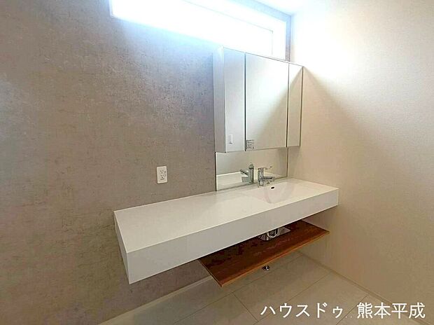 【洗面所】洗濯、入浴、身支度がスムーズに行える動線を意識した洗面所です