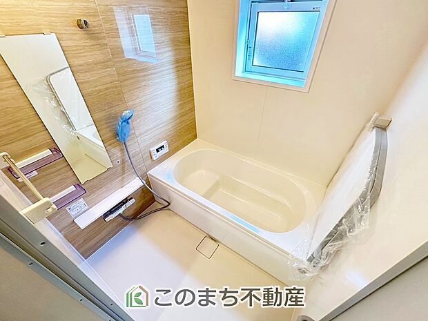 同社施工物件の写真です。※建具やフローリング、その他仕様が異なる場合がございます。