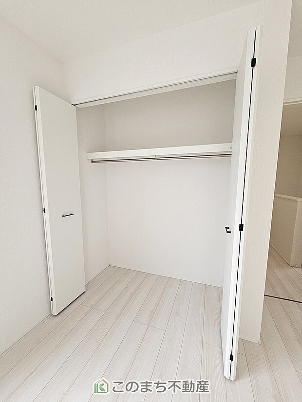 【収納】各居室に収納付で住みやすさにこだわっています♪