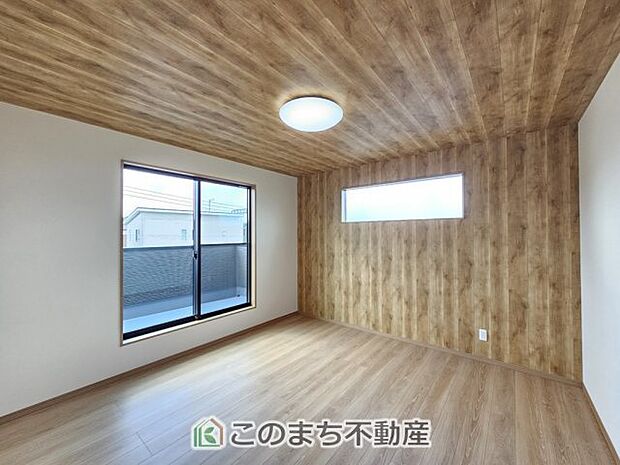 【洋室】南向きで陽当たりの良い洋室♪風通しもよく快適です☆