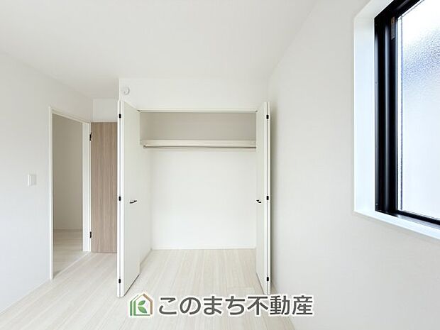 【収納】各居室に収納付で住みやすさにこだわっています♪