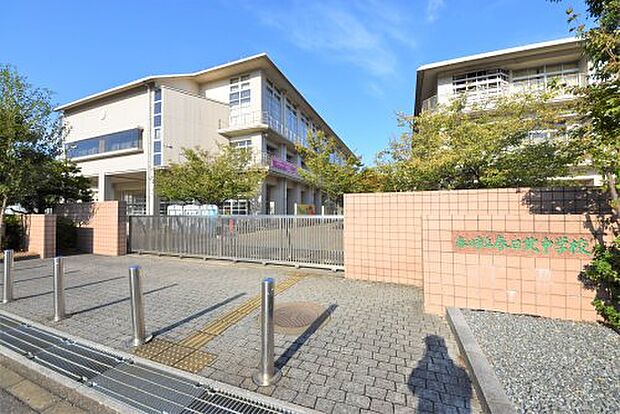 春日市立春日北中学校