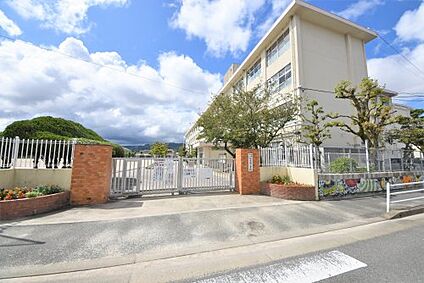 福岡市立弥永西小学校 徒歩810m