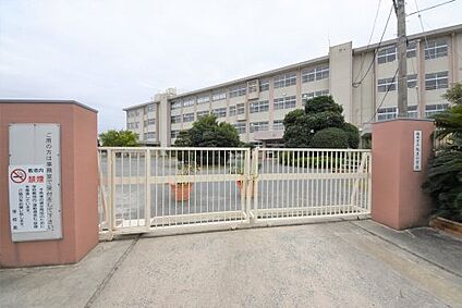 福岡市立飯原小学校 徒歩494m