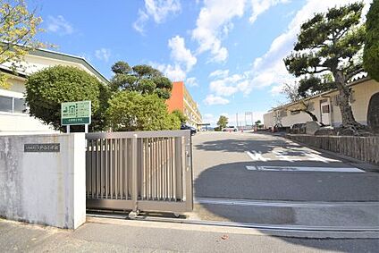 大野城市立大野南小学校 徒歩690m