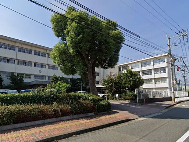 春日市立春日小学校