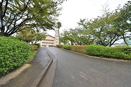 福岡市立野間中学校 徒歩1873m