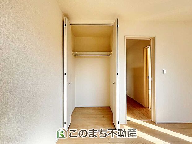 【収納】各居室に収納付で住みやすさにこだわっています♪