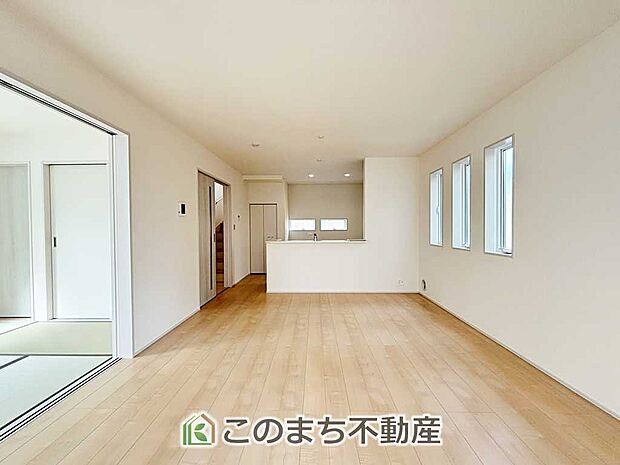 【居間・リビング】開放感のある大きなリビング♪