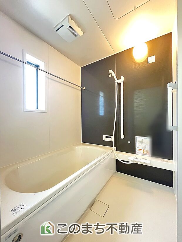 【風呂】同社施工物件写真。※建具やフローリング、その他仕様が異なる場合がございます。