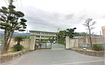 福岡市立早良中学校 1017m(13分)