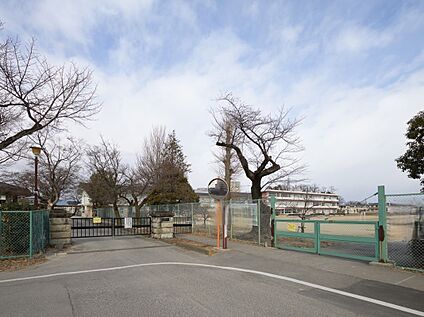 那須塩原市立三島中学校 1.7km～1.8km(徒歩22分～23分)