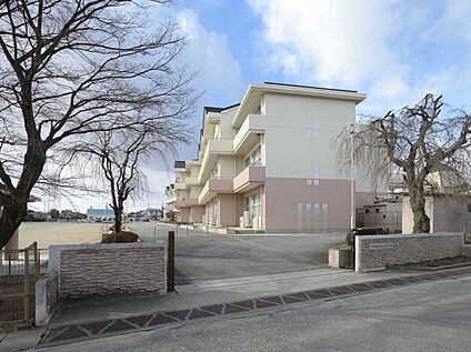 那須塩原市立三島小学校 1km～1.1km(徒歩13分～14分)