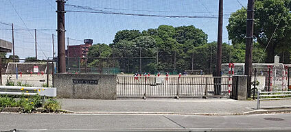 横浜市立中山中学校 徒歩773m