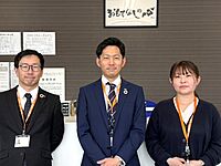 スタッフ