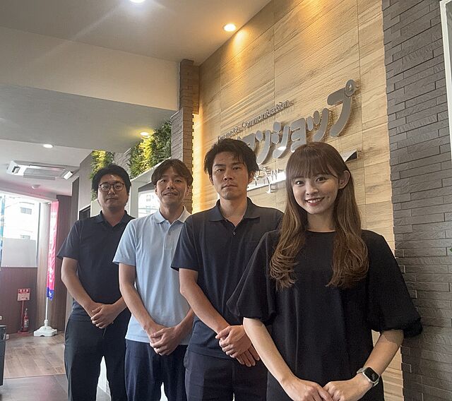 スタッフ