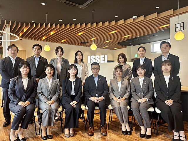 スタッフ