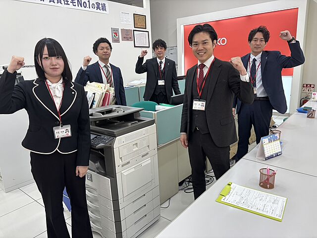 スタッフ