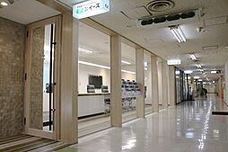 株式会社イーズ