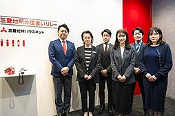 スタッフ