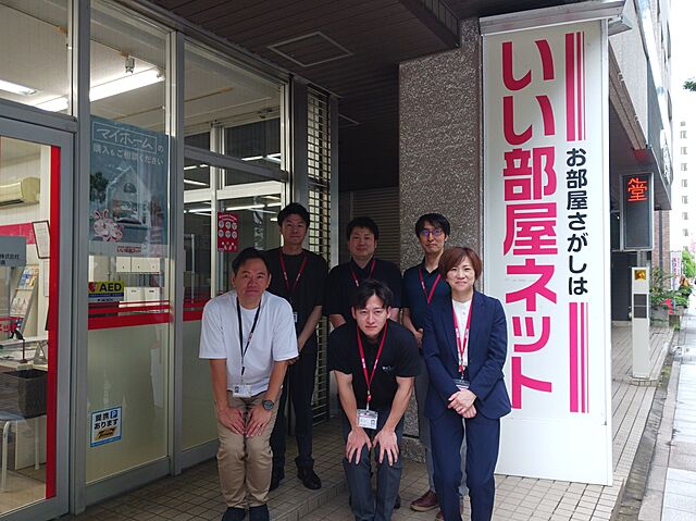スタッフ