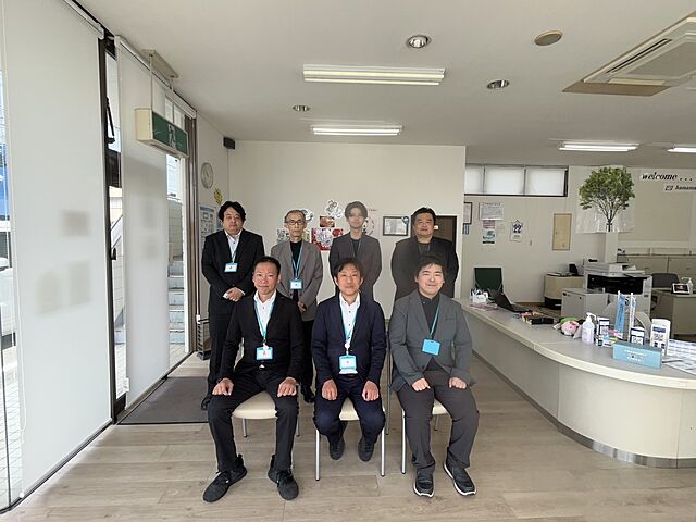 スタッフ