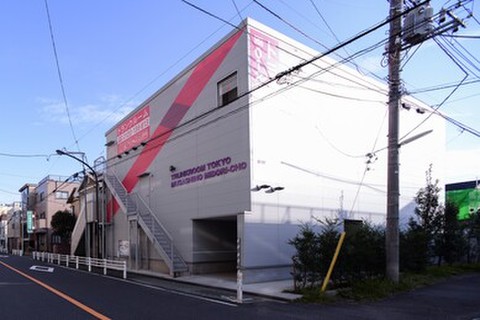 トランクルーム東京 武蔵野緑町店 トランクルーム専用の建物として建築
最新の設備を完備