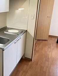 第131新井ビルエーデルブルーメ島根 6階1Kのリビング/ダイニング